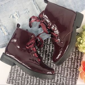 maroon boots ladies
